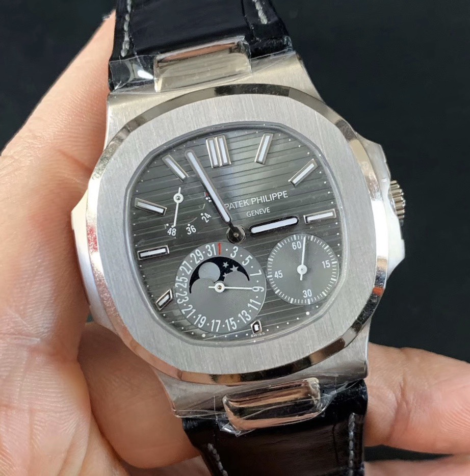 PATEK PHILIPPE 百達翡麗 5712G