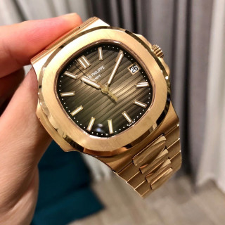 PATEK PHILIPPE 百達翡麗 5711